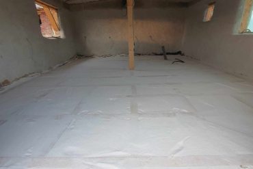 Termoizolare tavan cu saltele de cânepă