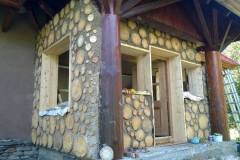 Câteva lucrări cu tehnica „cordwood”